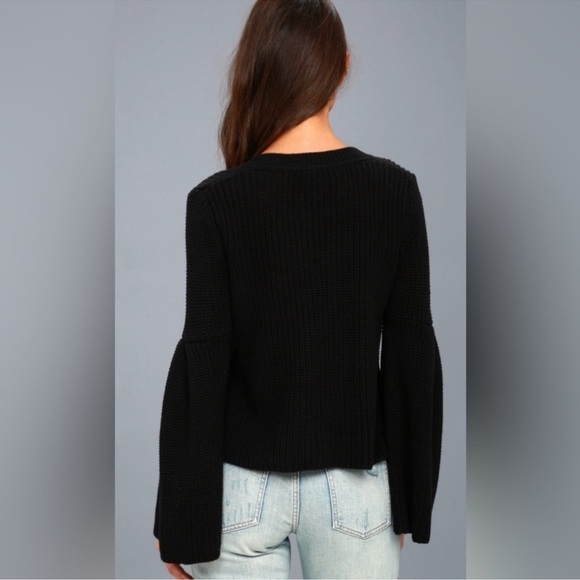 Free People Damsel V-Neck Bell Sleeve Knit Sweater-Black-Women Size Small - Picture 8 of 9